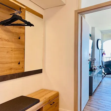 Apartment Design-apartment I Hotelturm I Etage 26 I Boxspring I Ausblick Augsburg