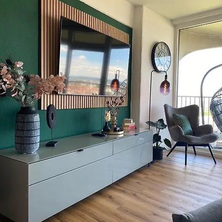 Design-apartment I Hotelturm I Etage 26 I Boxspring I Ausblick Apartment